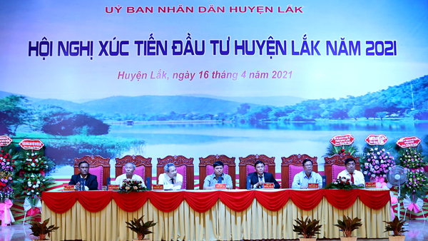 Investment promotion conference held in Lak district: Enterprises signs investment with total investment capital of VND 1.400 billion 